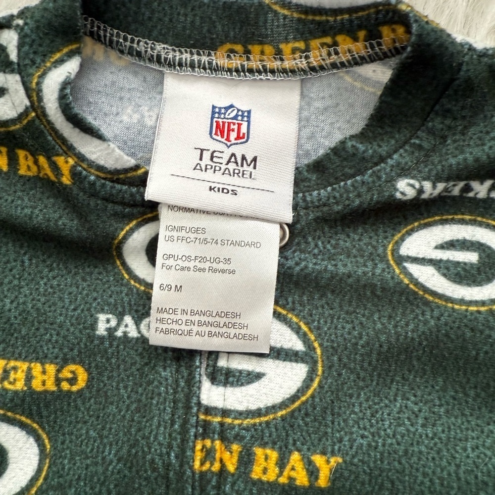 NFL Green Bay Packers Kids Footie Pajamas - Green and Gold - Picture 3 of 4